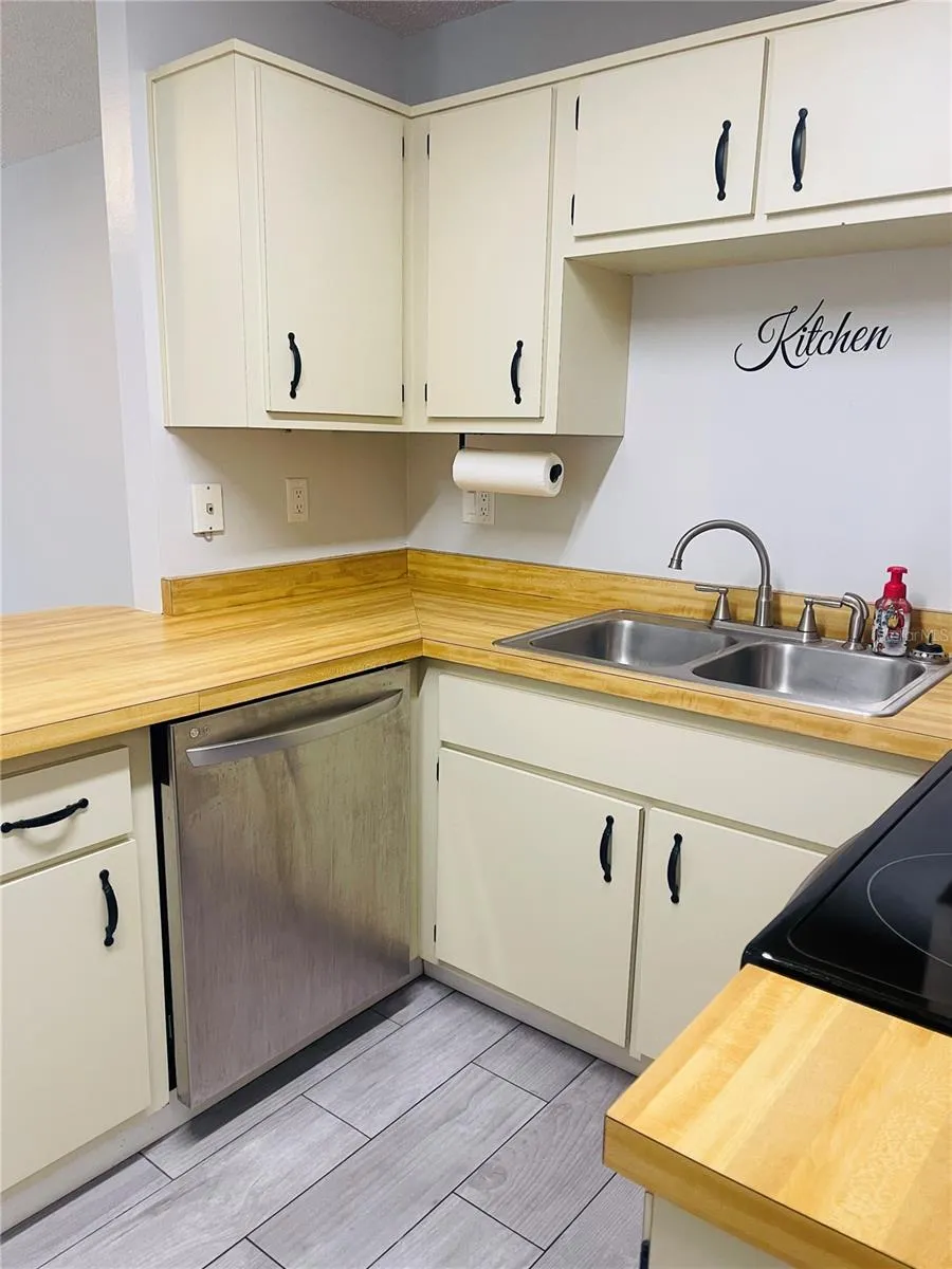 2701 NE 10TH STREET #802 ocala, FL 34470