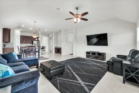 100 Gardenia Drive