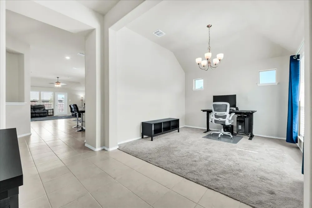 100 Gardenia Drive Azle, TX 76020