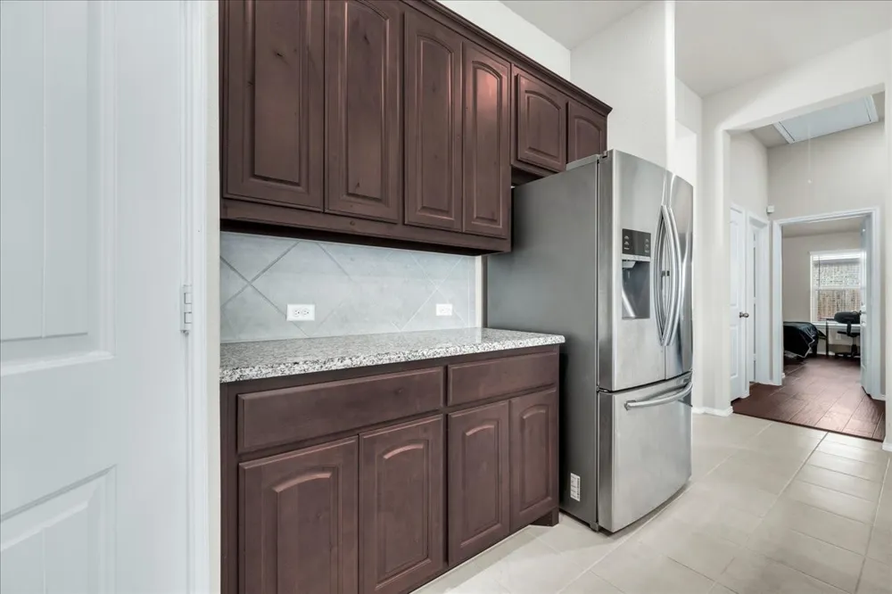 100 Gardenia Drive Azle, TX 76020