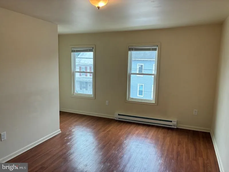 5 S VERMONT STREET S Williamsport, MD 21795