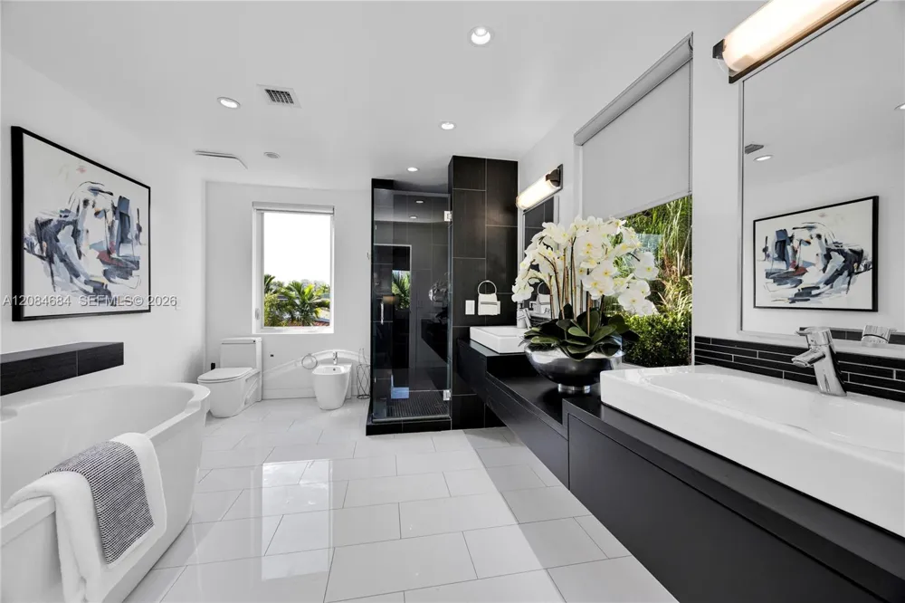 101 SW 21st Rd Miami, FL 33129