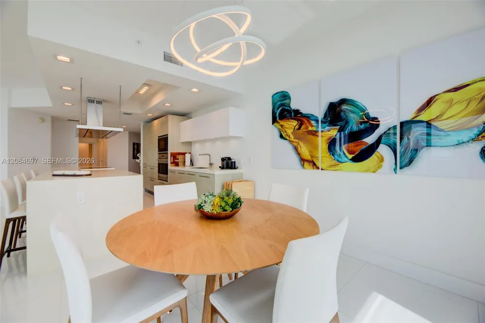 17111 SE Biscayne Blvd #1110 North Miami Beach, FL 33160
