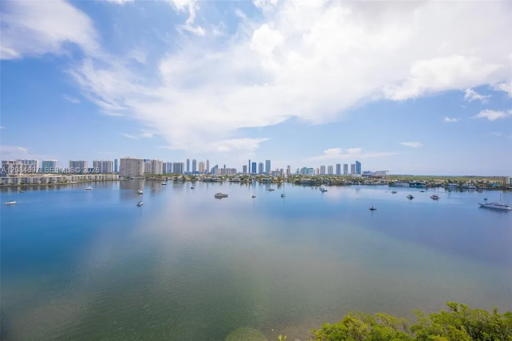17111 SE Biscayne Blvd #1110 North Miami Beach, FL 33160