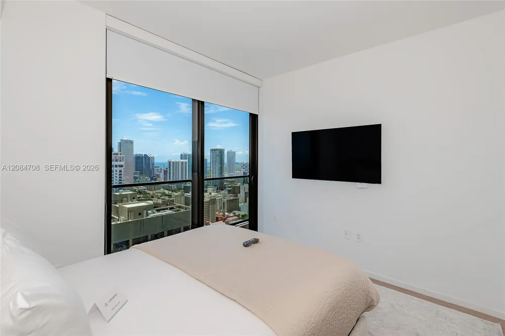 398 NE 5th St #3417 Miami, FL 33132