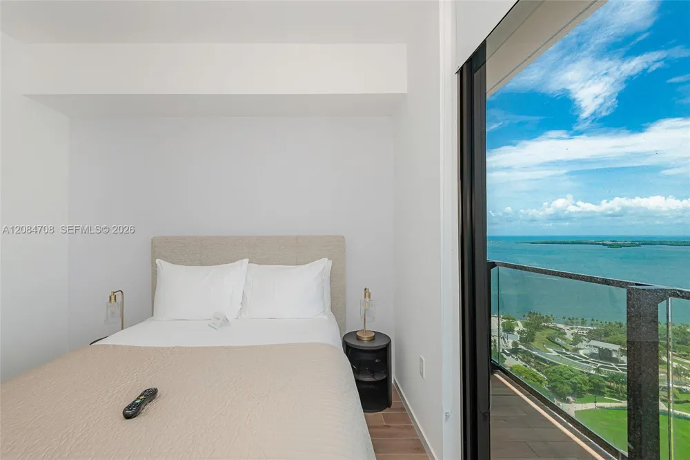 398 NE 5th St #3417 Miami, FL 33132