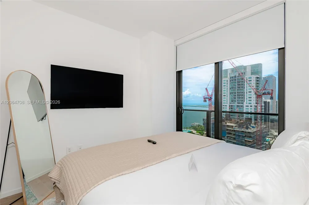 398 NE 5th St #3417 Miami, FL 33132