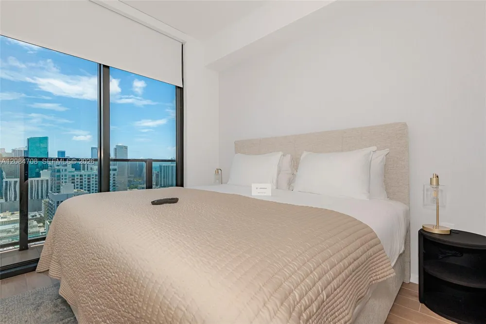 398 NE 5th St #3417 Miami, FL 33132