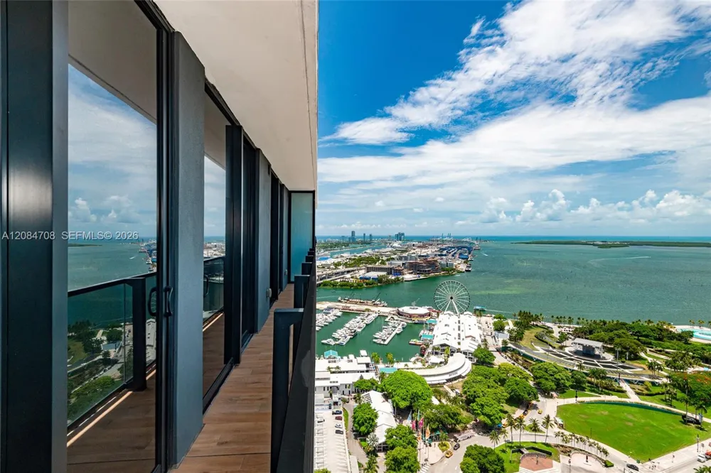 398 NE 5th St #3417 Miami, FL 33132