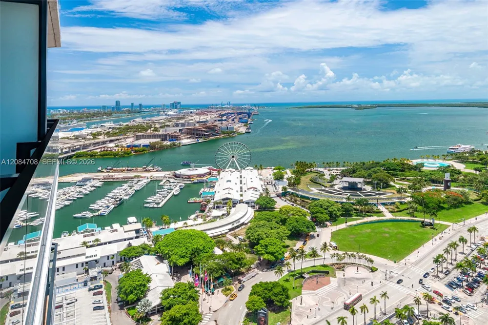 398 NE 5th St #3417 Miami, FL 33132