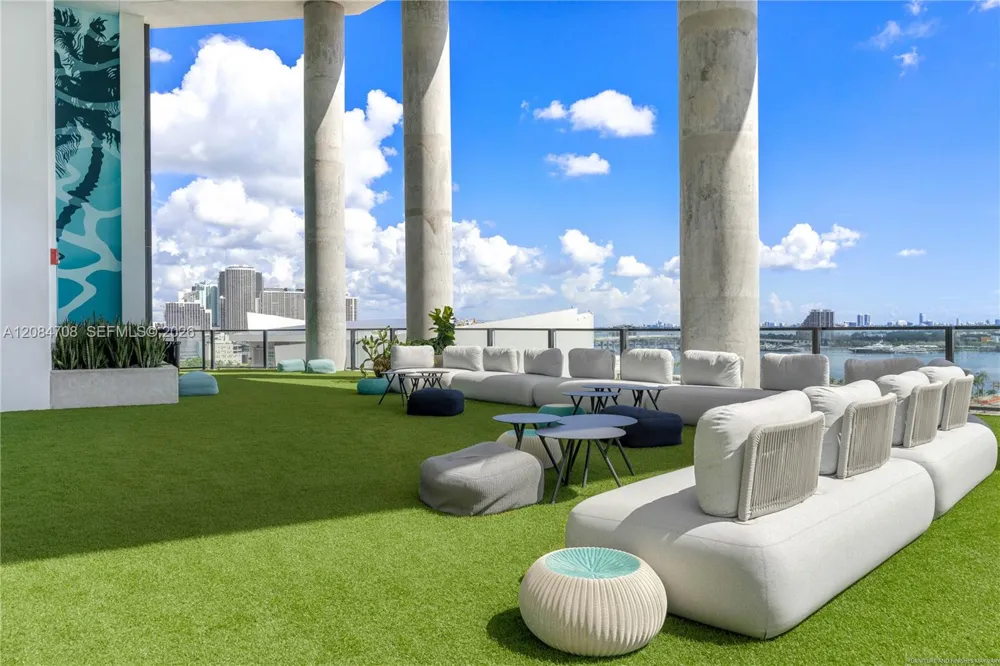 398 NE 5th St #3417 Miami, FL 33132
