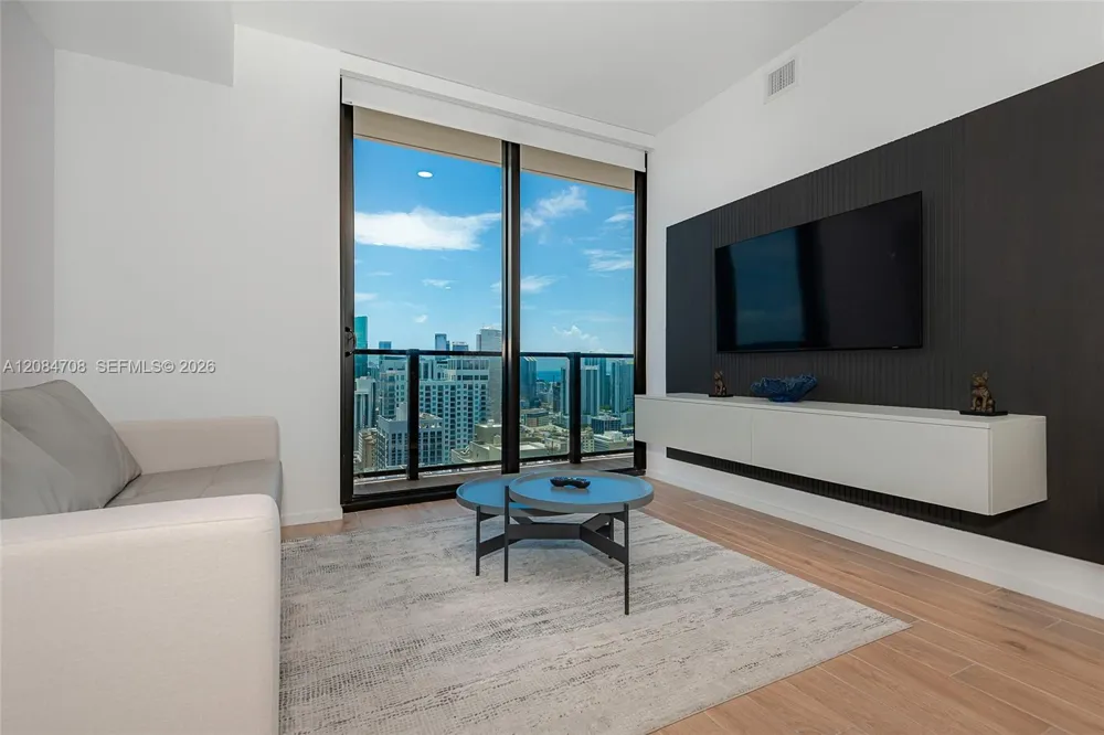 398 NE 5th St #3417 Miami, FL 33132