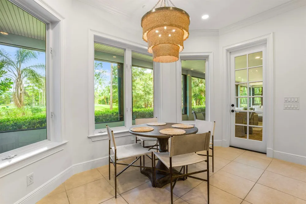 1100 Carolina Circle SW Vero Beach, FL 32962