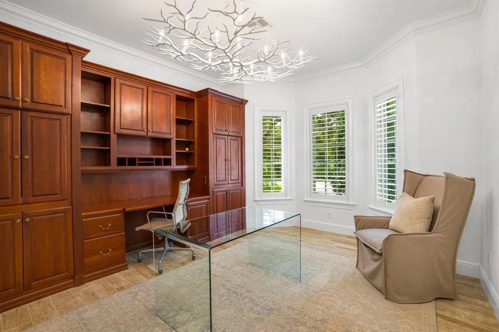1100 Carolina Circle SW Vero Beach, FL 32962