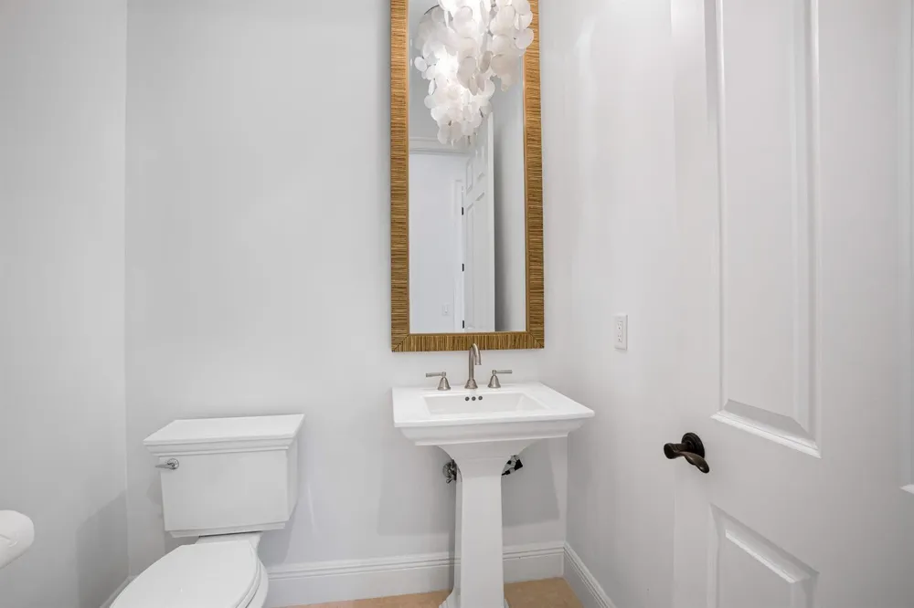 1100 Carolina Circle SW Vero Beach, FL 32962