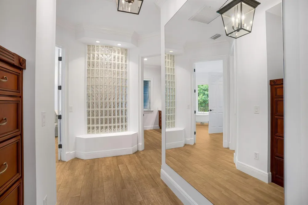 1100 Carolina Circle SW Vero Beach, FL 32962