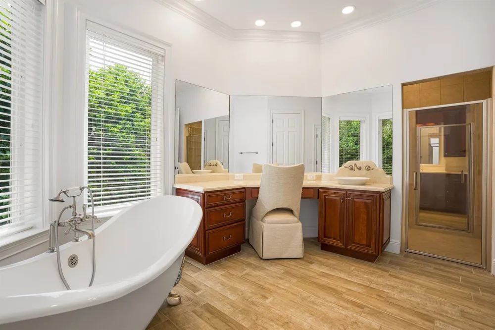 1100 Carolina Circle SW Vero Beach, FL 32962