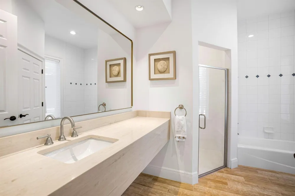 1100 Carolina Circle SW Vero Beach, FL 32962