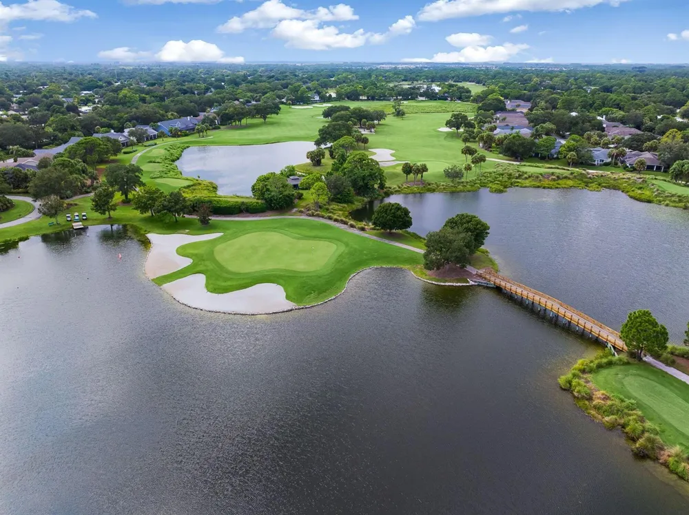 1100 Carolina Circle SW Vero Beach, FL 32962