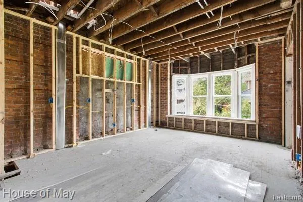 676 Atkinson Street Detroit City, MI 48202