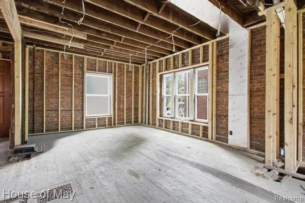 676 Atkinson Street Detroit City, MI 48202