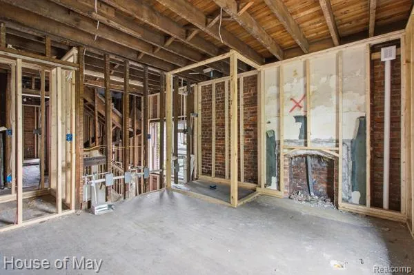 676 Atkinson Street Detroit City, MI 48202