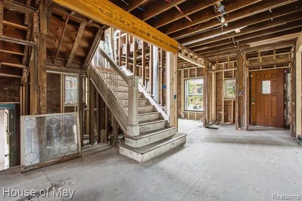 676 Atkinson Street Detroit City, MI 48202