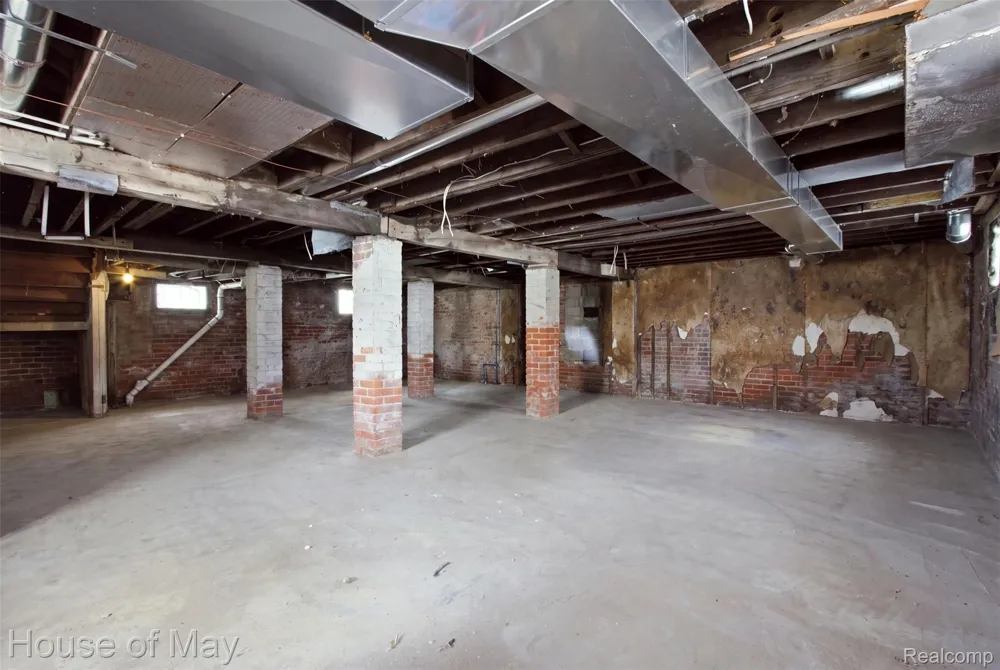 676 Atkinson Street Detroit City, MI 48202