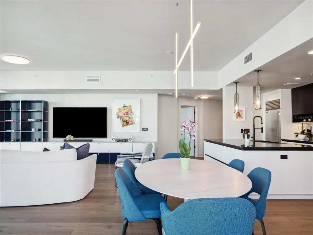 260 S OSCEOLA AVENUE #1001 Orlando, FL 32801