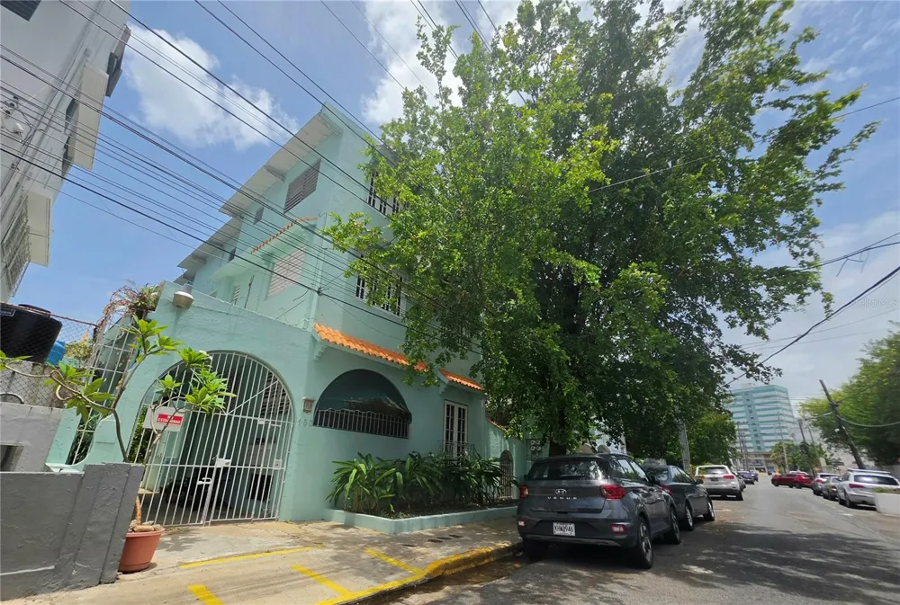 153 DEL PARQUE STREET #153 San Juan, PR 00907