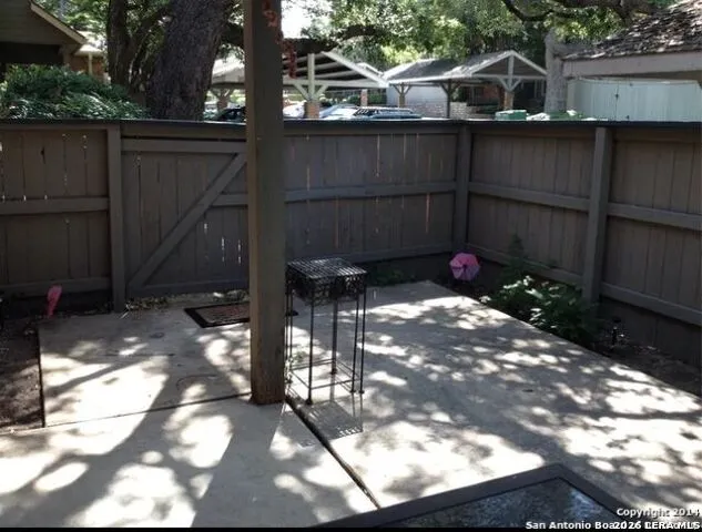 51 CHAPEL HILL CIR #51 San Antonio, TX 78240