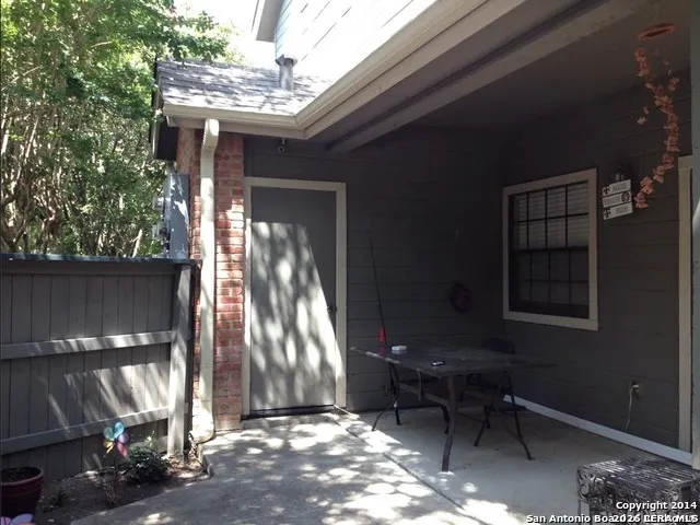 51 CHAPEL HILL CIR #51 San Antonio, TX 78240