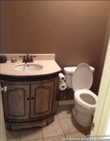 51 CHAPEL HILL CIR #51 San Antonio, TX 78240