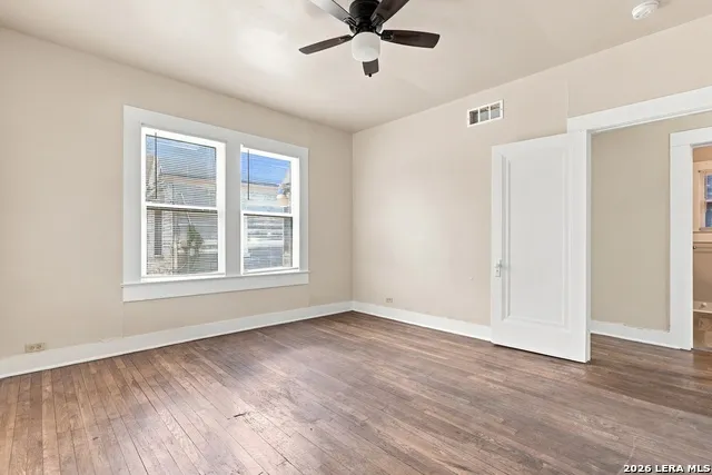313 S PINE ST San Antonio, TX 78203