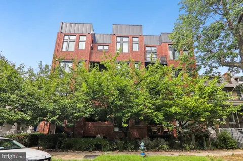 245 15TH SE #301