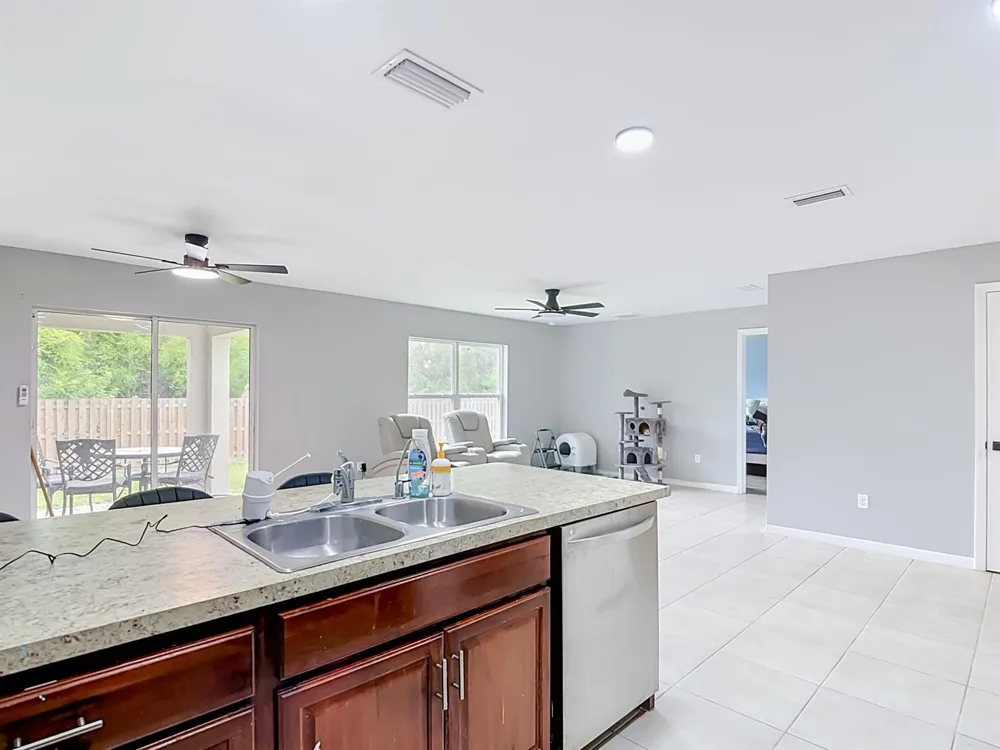 4306 NE 24TH PLACE Cape Coral, FL 33909