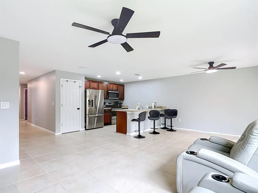 4306 NE 24TH PLACE Cape Coral, FL 33909