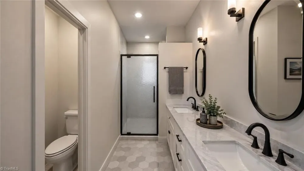 2929 Durant Drive Winston-Salem, NC 27107