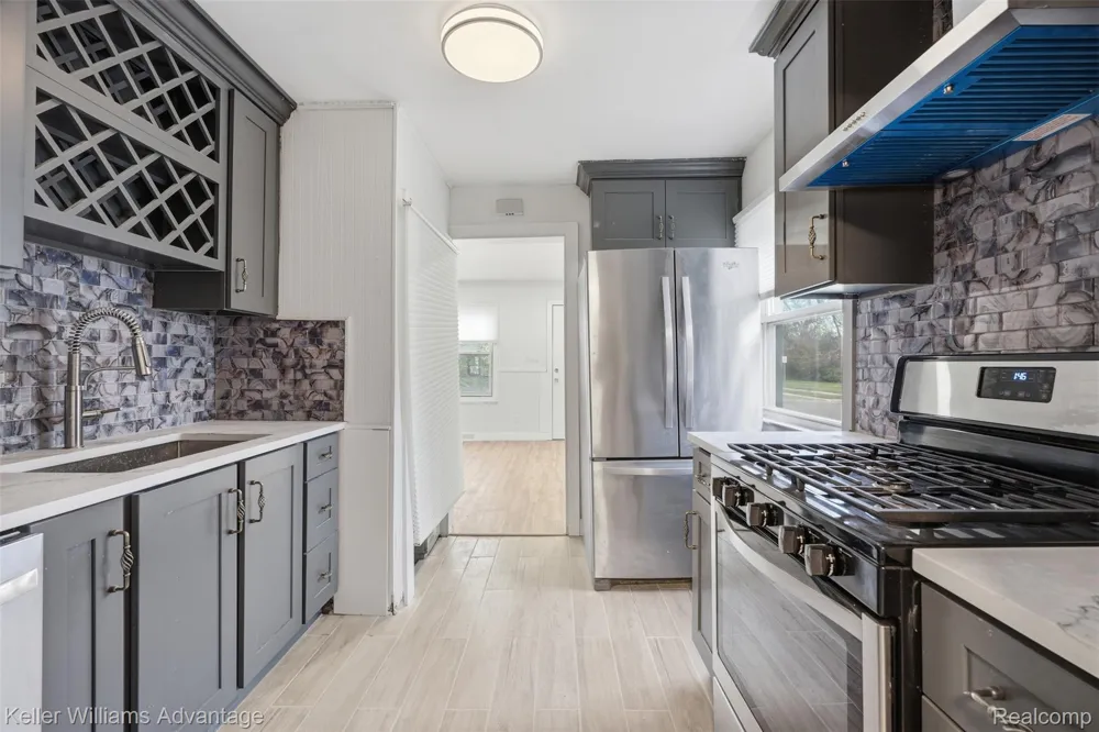 3060 Minerva Street Ferndale City, MI 48220