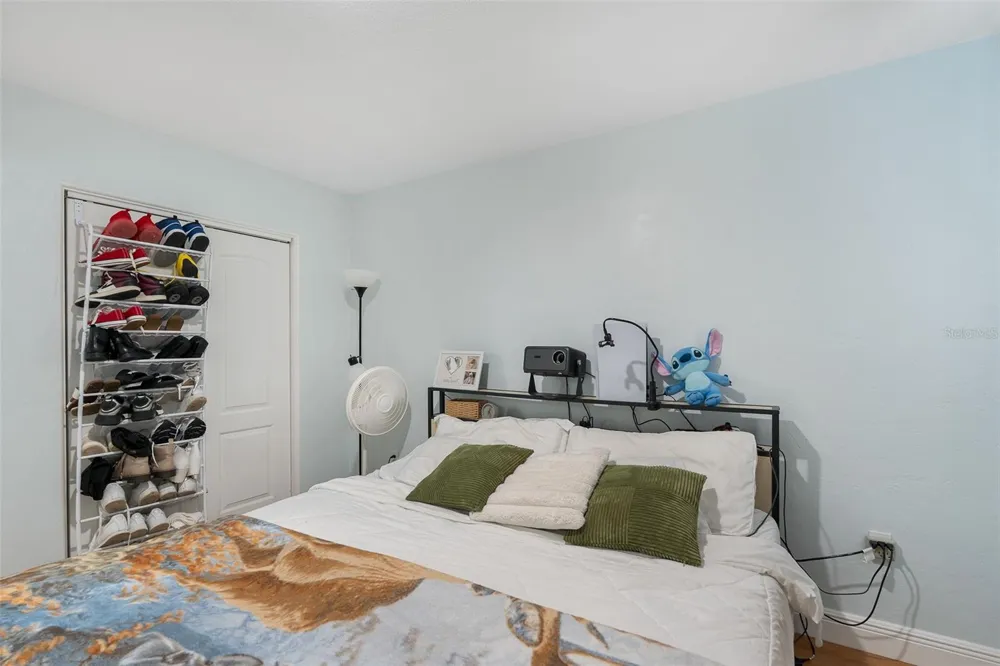 1835 15TH AVENUE S St Petersburg, FL 33712