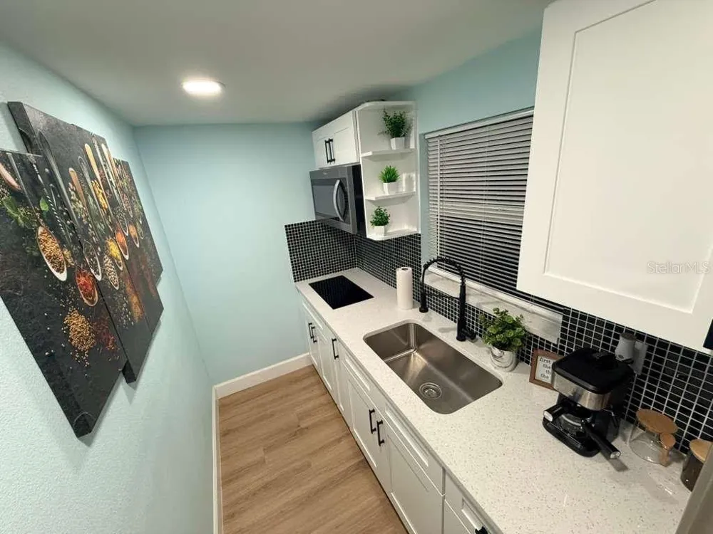 1835 15TH AVENUE S St Petersburg, FL 33712