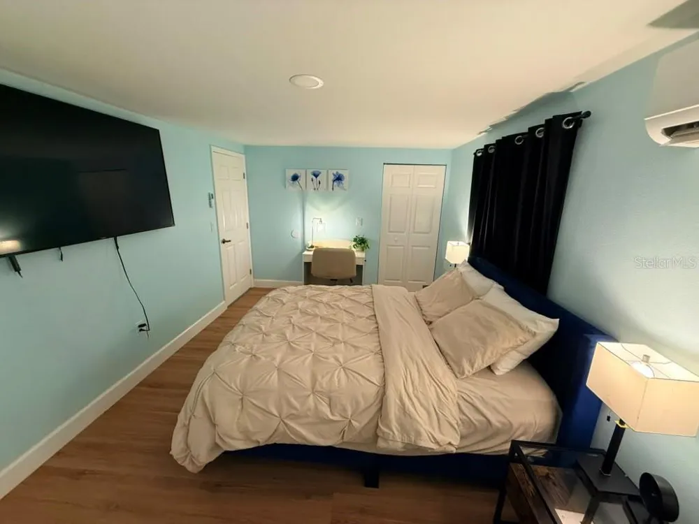 1835 15TH AVENUE S St Petersburg, FL 33712
