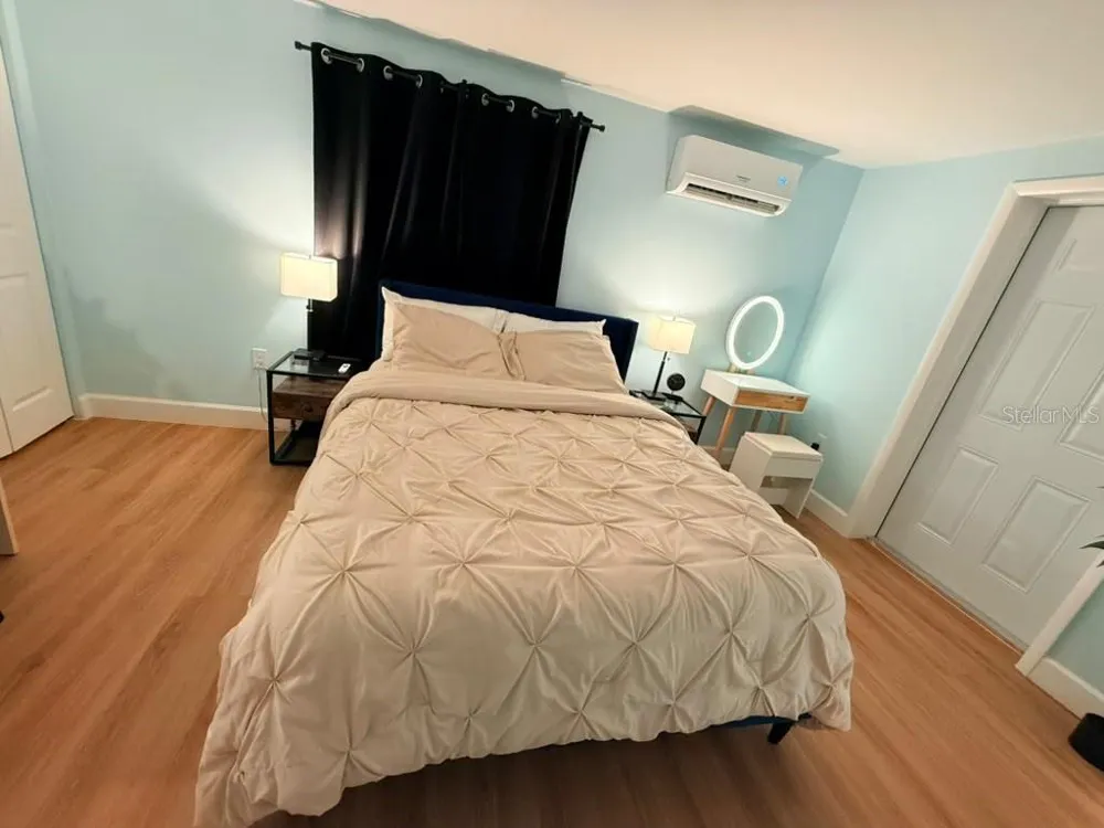 1835 15TH AVENUE S St Petersburg, FL 33712