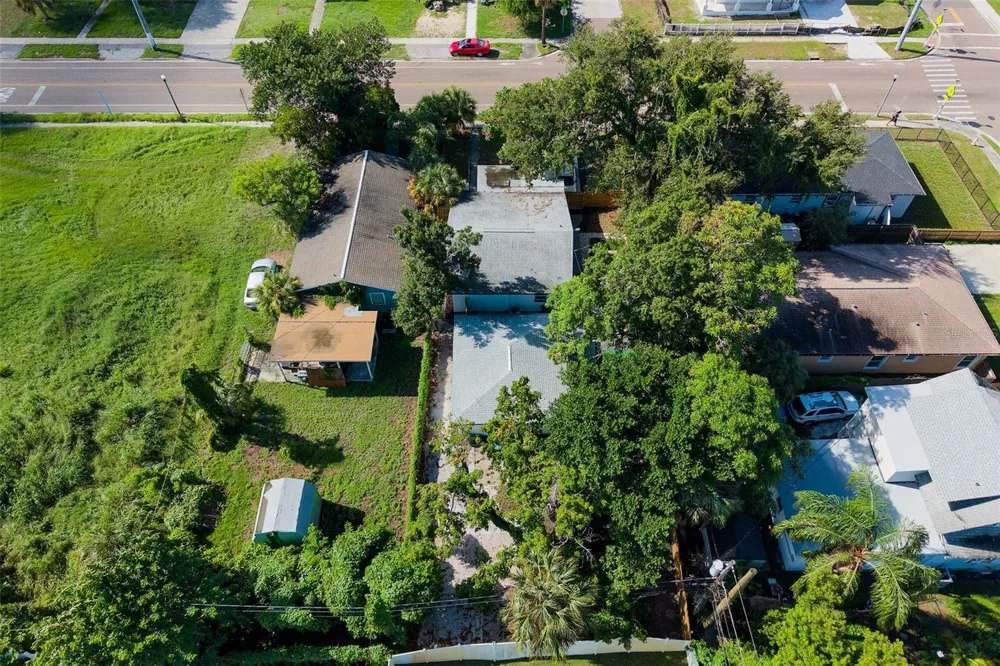 1835 15TH AVENUE S St Petersburg, FL 33712