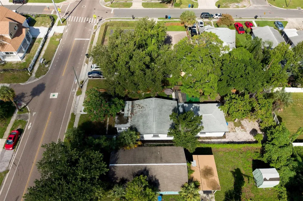 1835 15TH AVENUE S St Petersburg, FL 33712