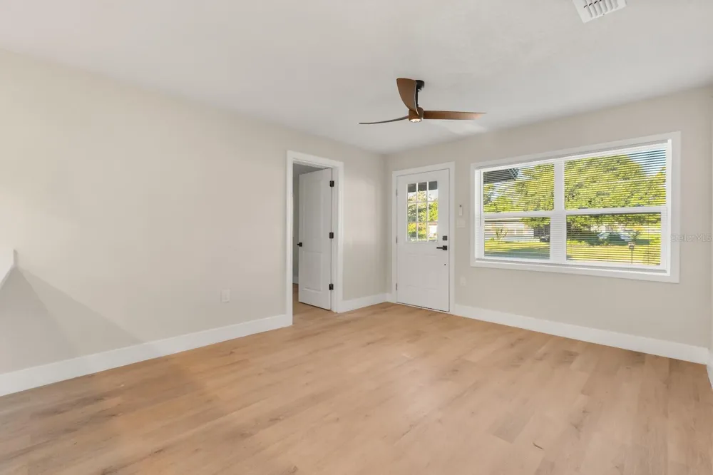 4409 DEBORD AVENUE Orlando, FL 32808