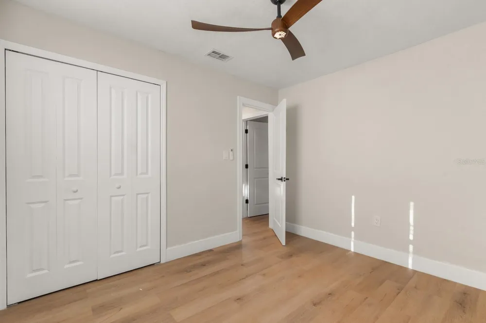 4409 DEBORD AVENUE Orlando, FL 32808