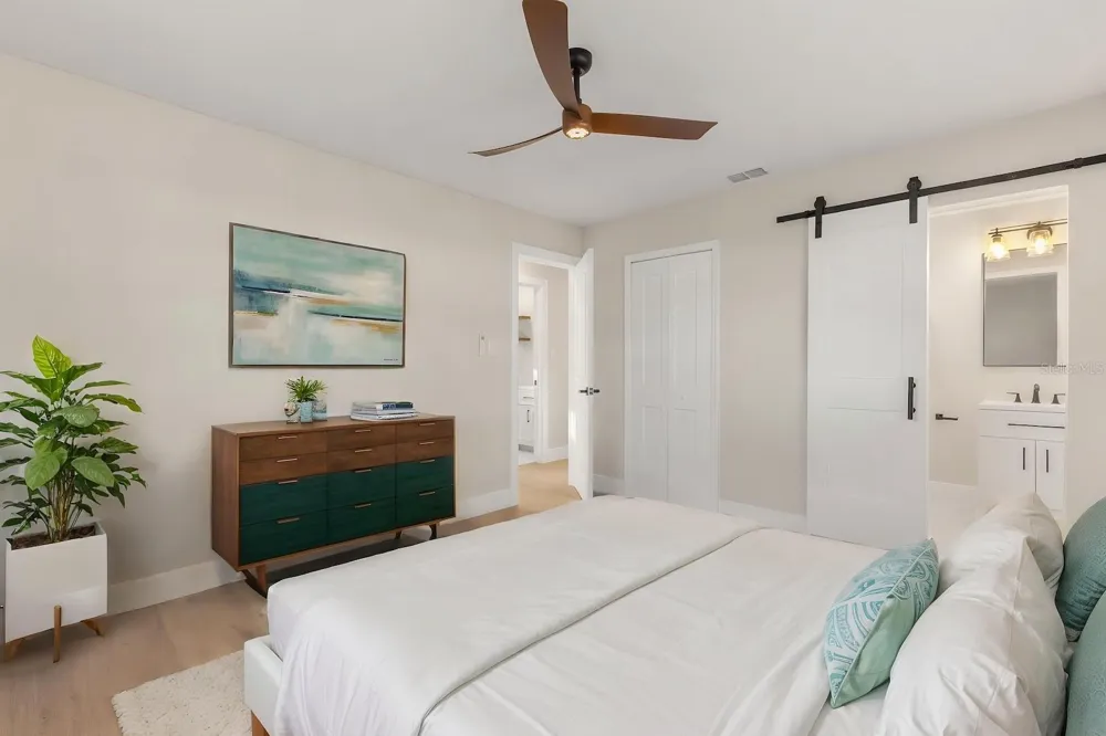 4409 DEBORD AVENUE Orlando, FL 32808