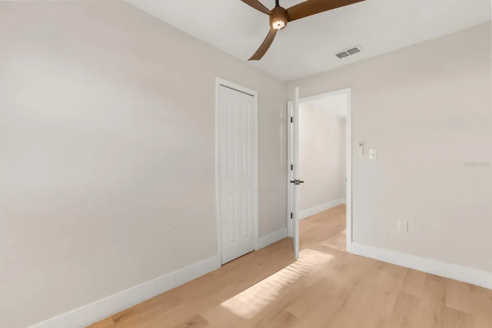 4409 DEBORD AVENUE Orlando, FL 32808