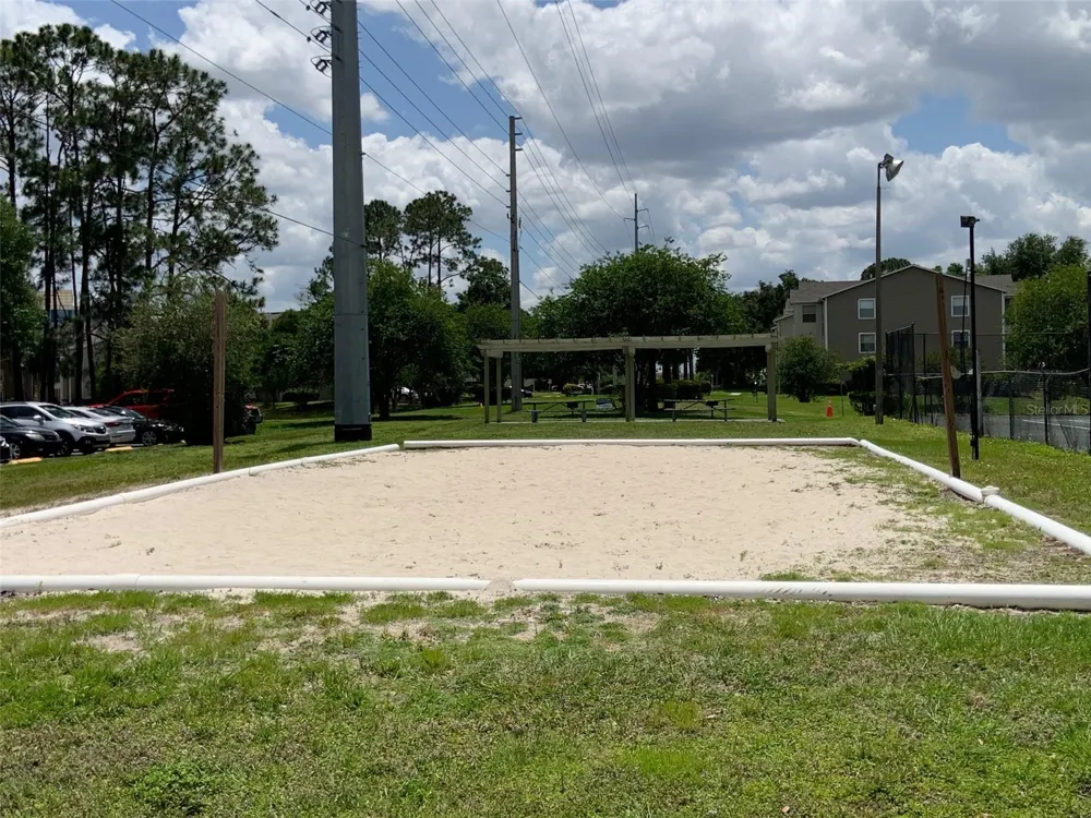 4752 WALDEN CIRCLE #715 Orlando, FL 32811